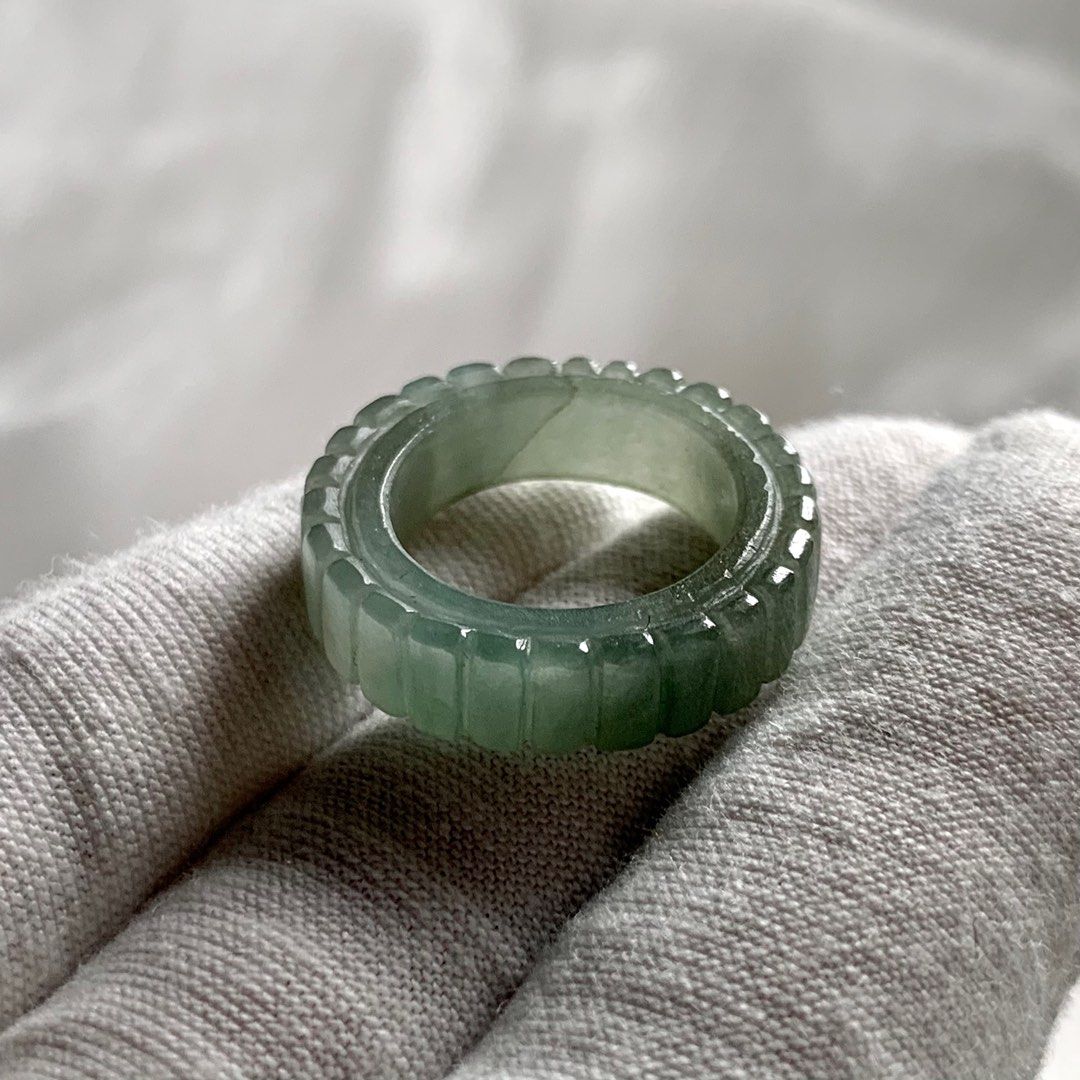 Carved jade ring online