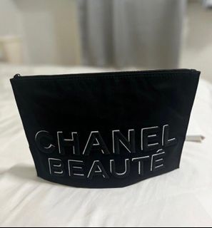 Chanel brooch, Women's Fashion, Jewelry & Organisers, Brooches on Carousell