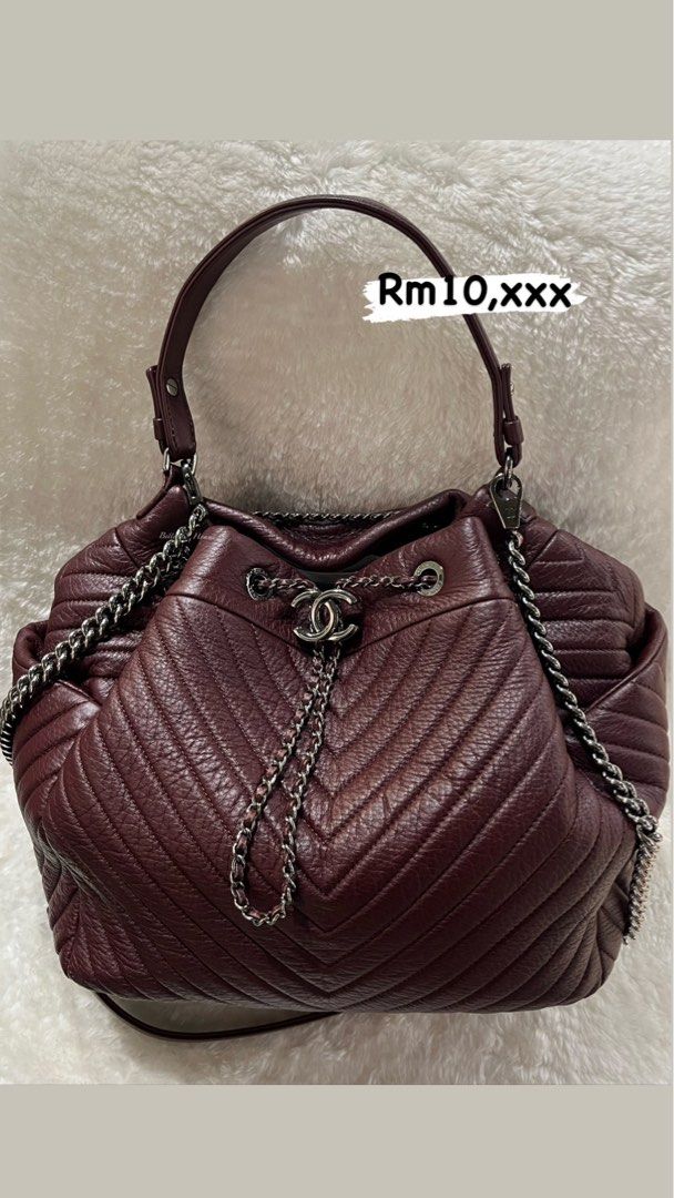 Chanel large drawstring bag outlet