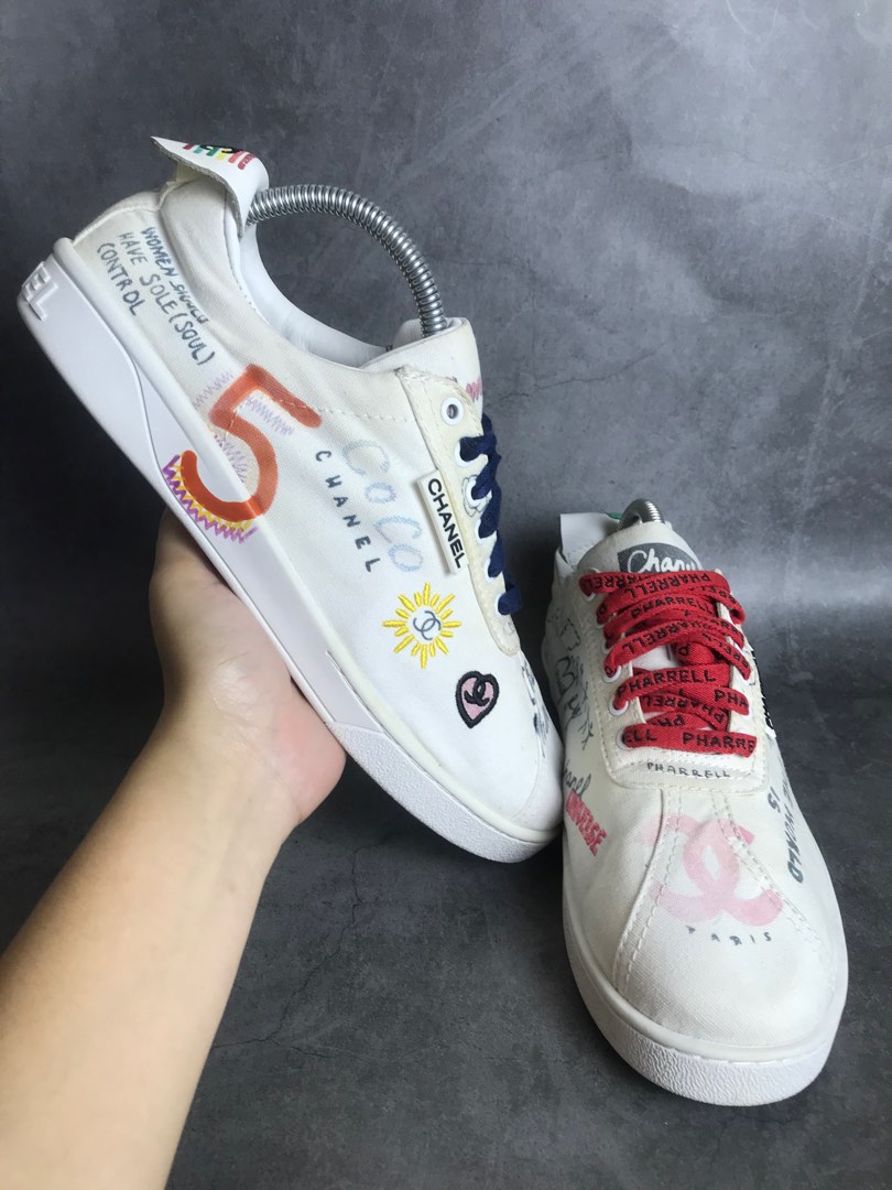 CHANEL PHARRELL WHITE MULTI COLOR UNISEX 26cm