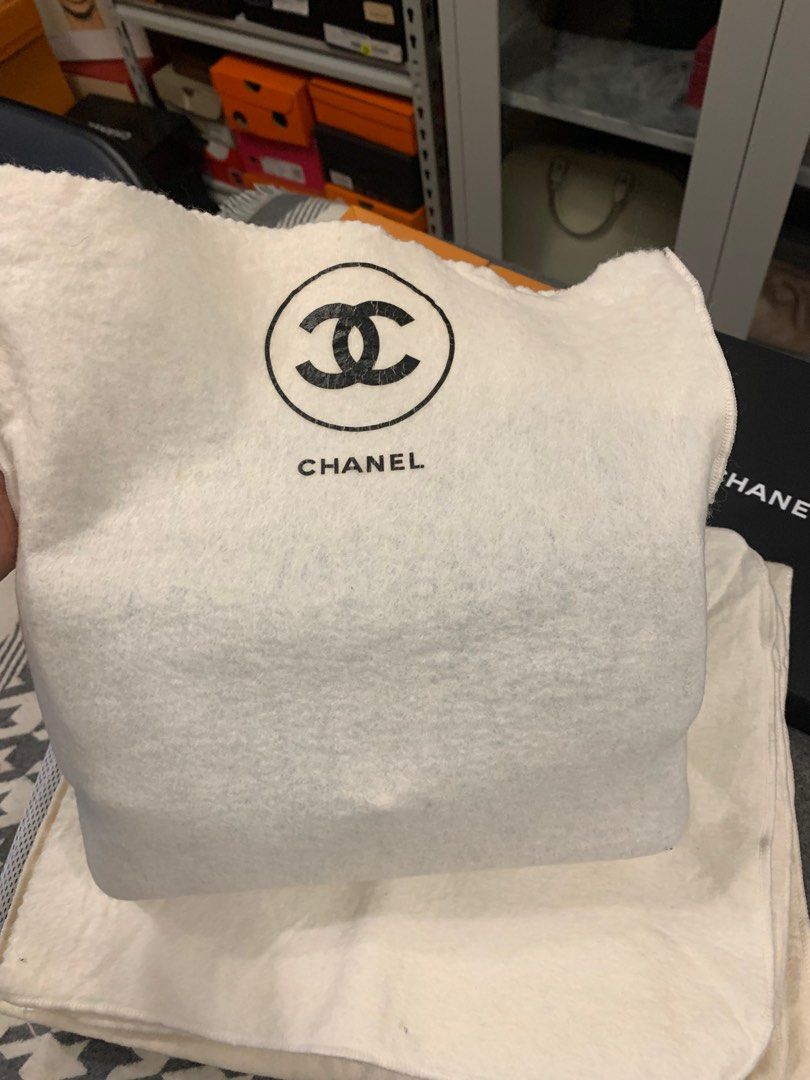 Vintage chanel dust bag discount