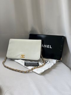 （分類：）位於 。 由 thrift.mint 提交（商品編號 1265741608，圖片 1）。簡介： 。