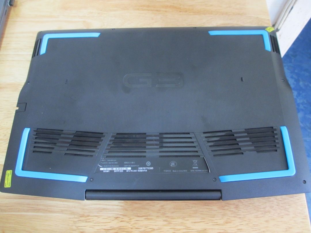 DELL G3 3500第10 代Intel® Core™ i7-10750H 六核心處理器(12M 快取