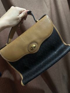 （分類：）位於 。 由 beautychuu 提交（商品編號 1265743587，圖片 1）。簡介： 。
