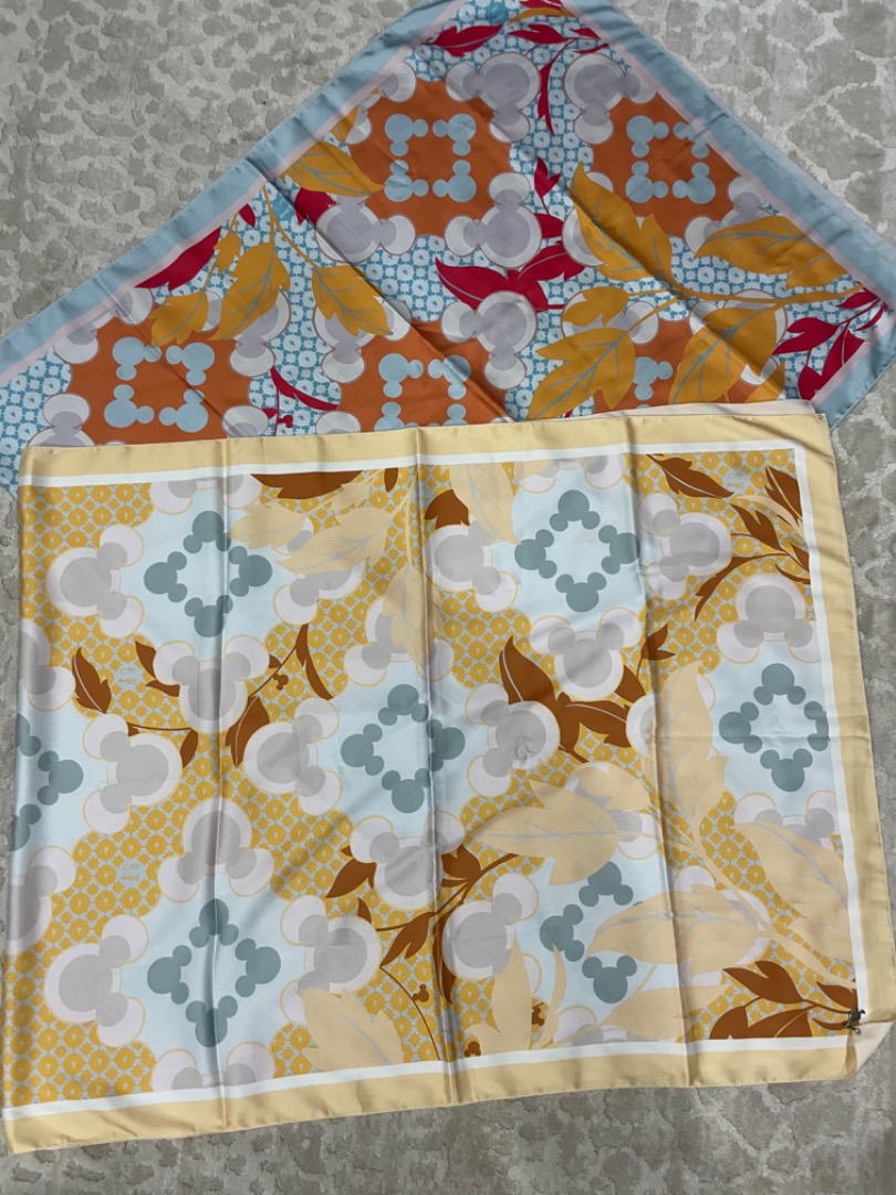 Duck shawl, Women's Fashion, Muslimah Fashion, Hijabs on Carousell