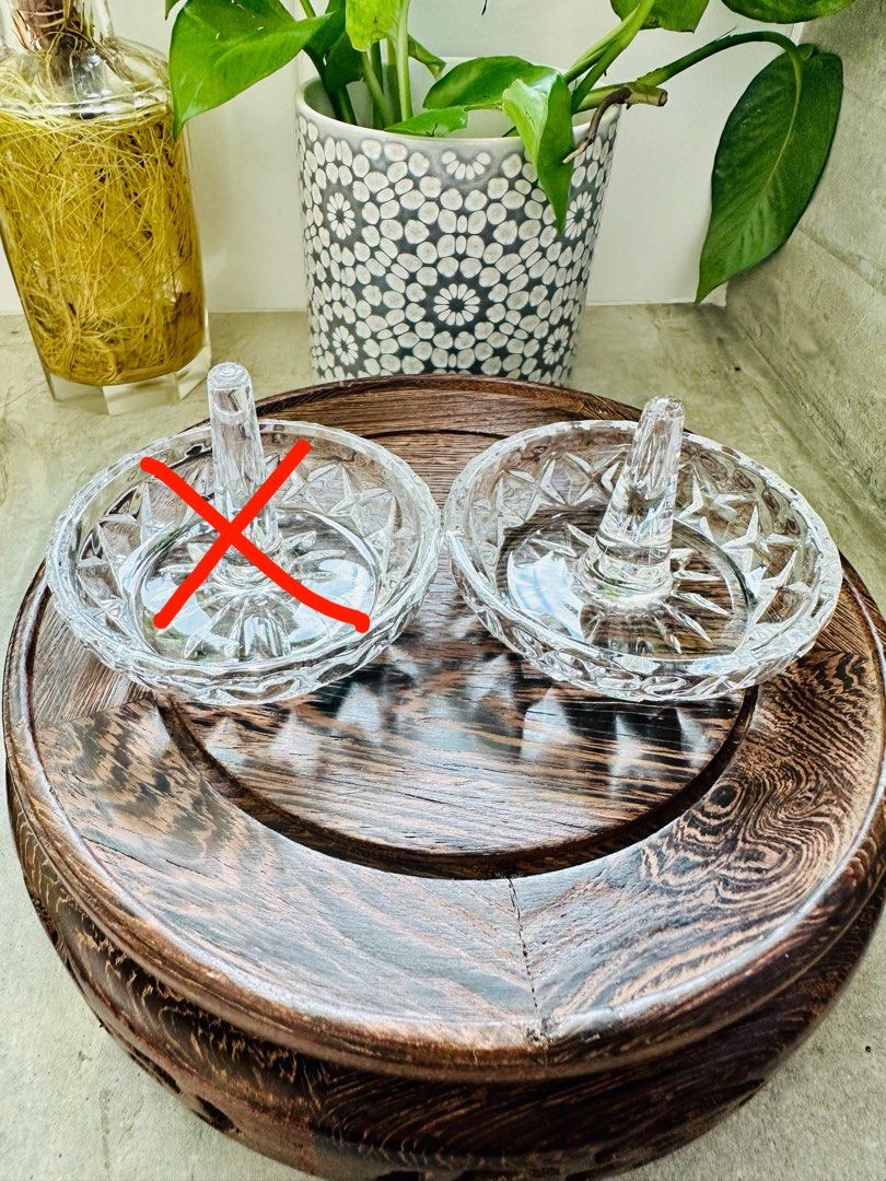 Antique ring holder dish top