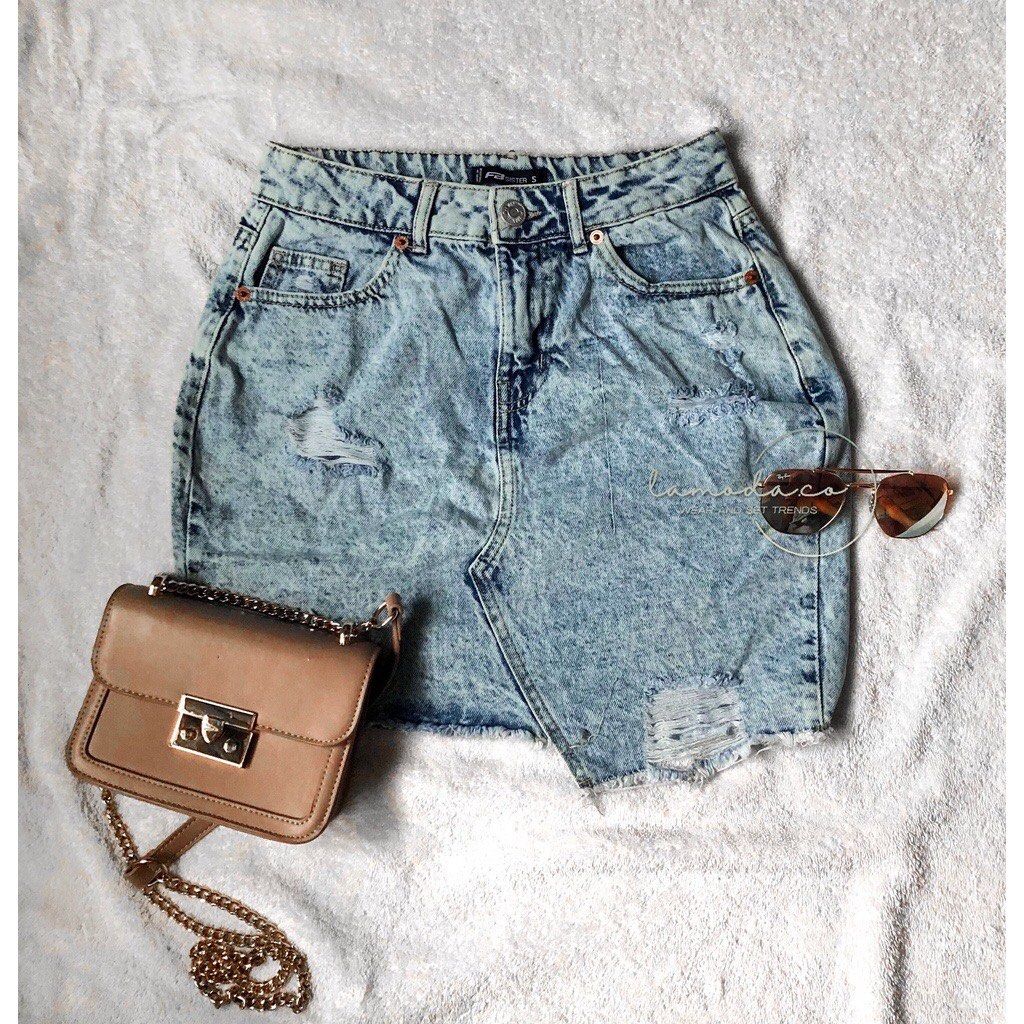 FB Sisters Skirts, Women's Fashion, Bottoms, Skirts on Carousell