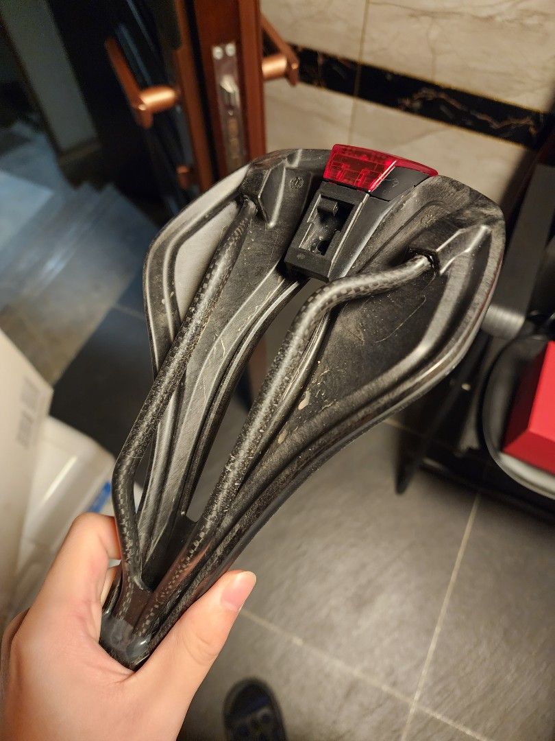 Giant fleet slr saddle