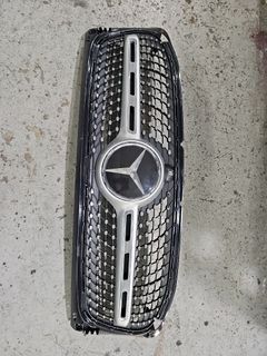 Gla Glb front  front  grill