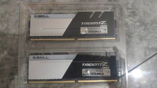 （分類：）位於 。 由 super0n99 提交（商品編號 1265856240，圖片 1）。簡介： 。