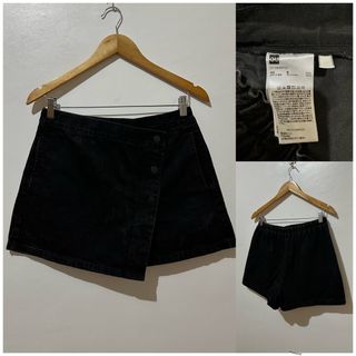 (Category: ) located in . Submitted by gin_closet (Listing ID 1265805295, Image 1). Description: .