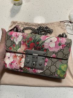 (Category: ) located in . Submitted by joeyzg (Listing ID 1265823289, Image 1). Description: .