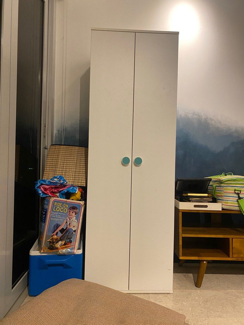 Godishus wardrobe sales