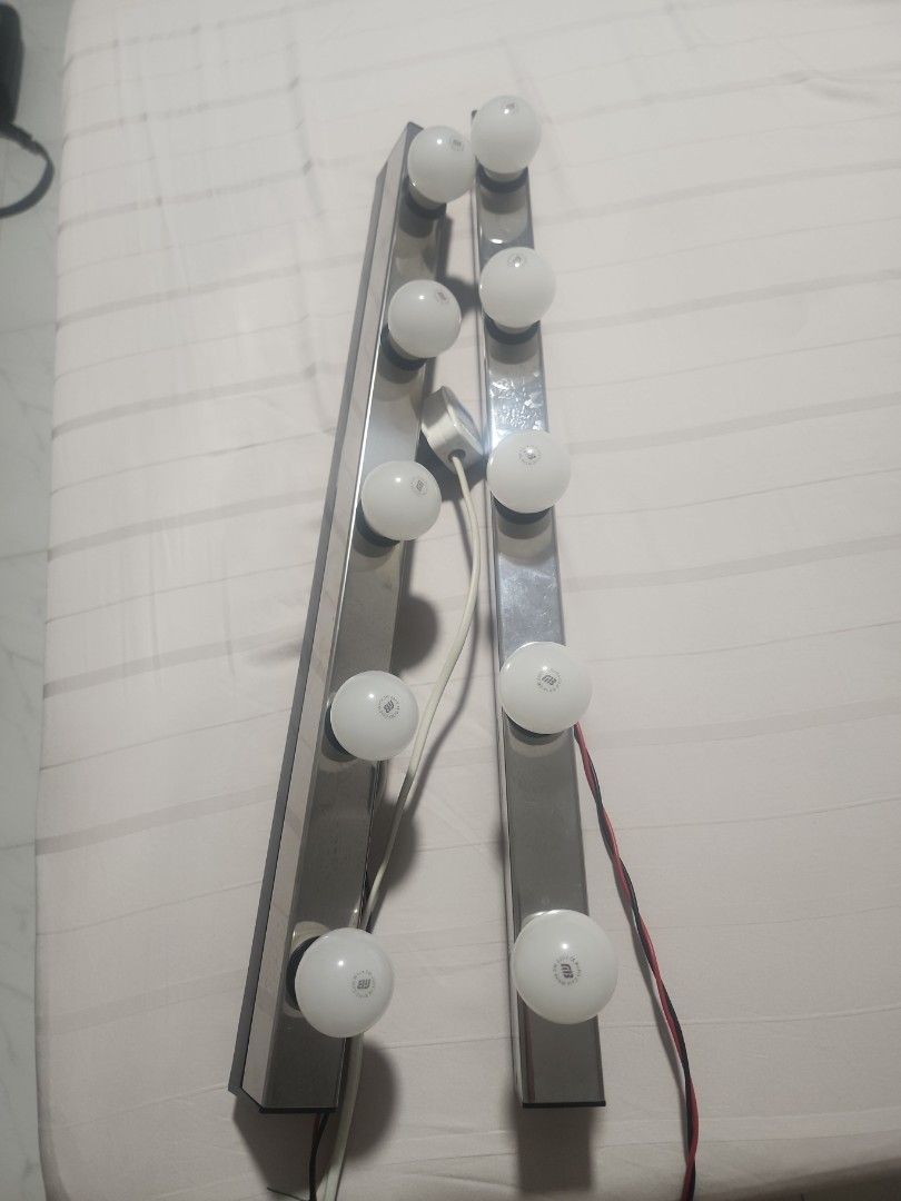 Makeup lamp ikea hot sale