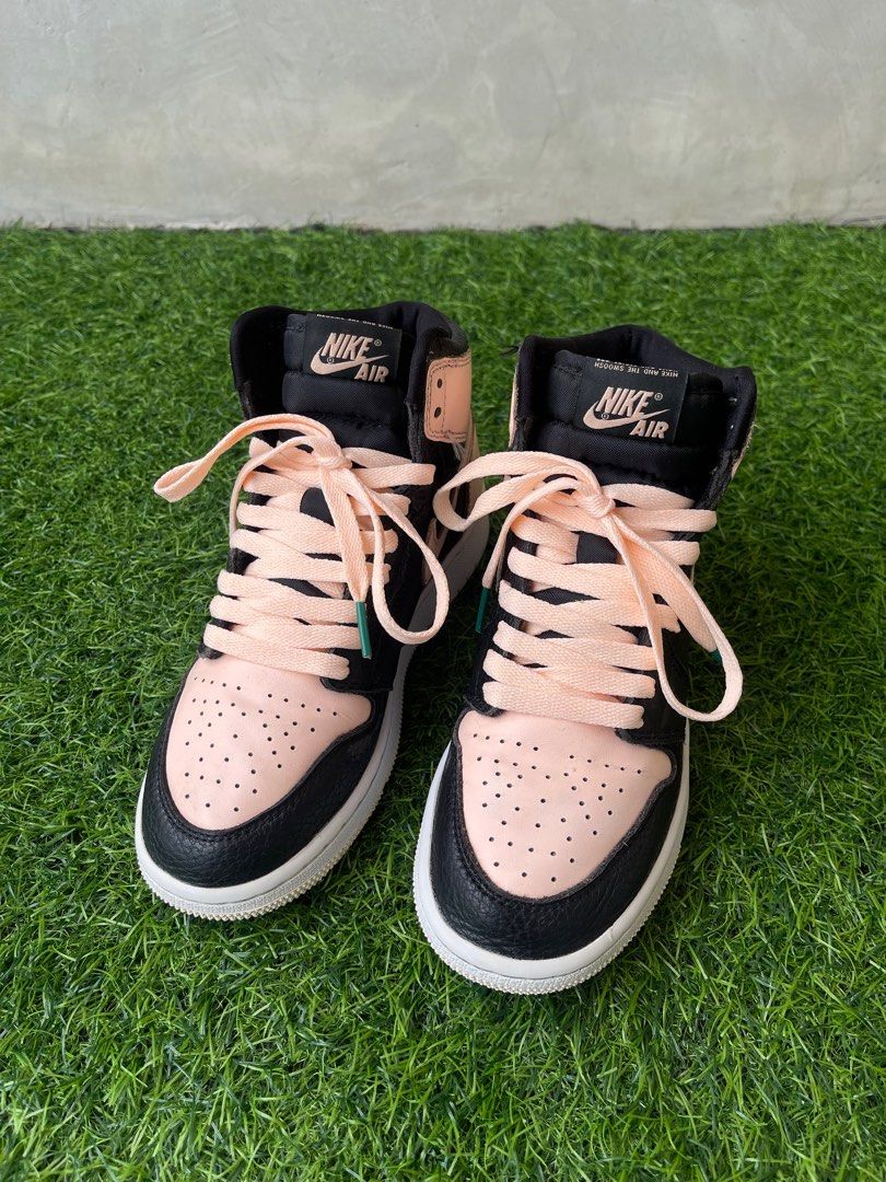 Jordan 1 crimson tint women's best sale
