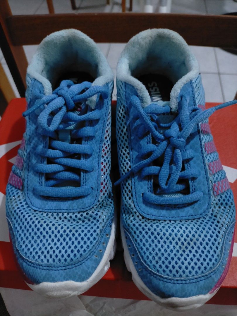 K swiss store plush foam
