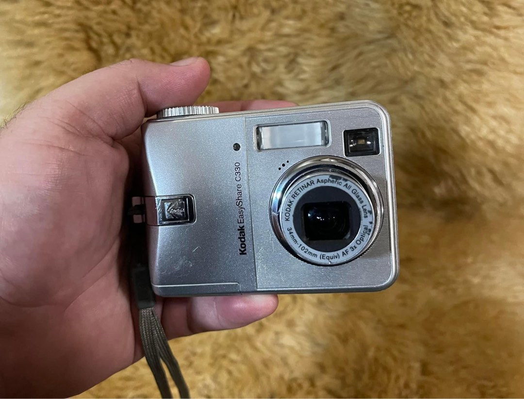 Kodak EasyShare C330 Digital Camera, Photography, Cameras on Carousell