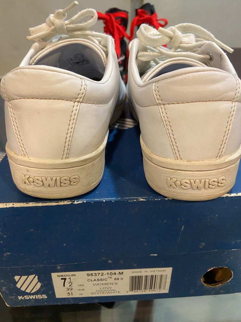 K-swiss (Category: Sneakers) located in Makati City. Submitted by maryclaire72 (Listing ID 1265772329, Image 3). Description: K-swiss, size 37.5 US.