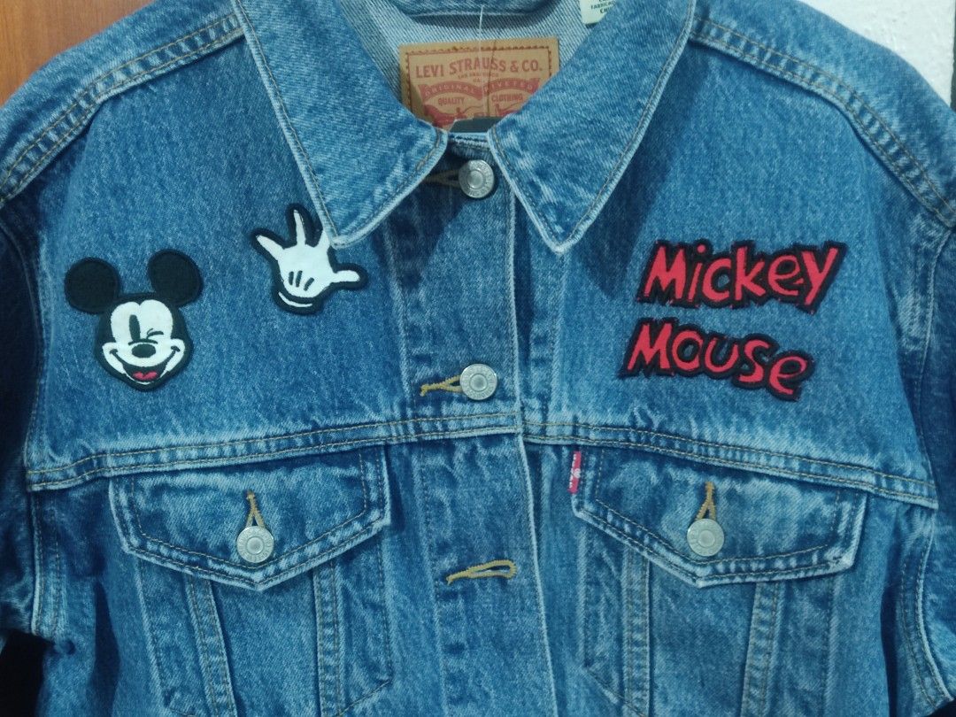 Levi s x Disney Mickey Mouse Denim Trucker Jacket Size M