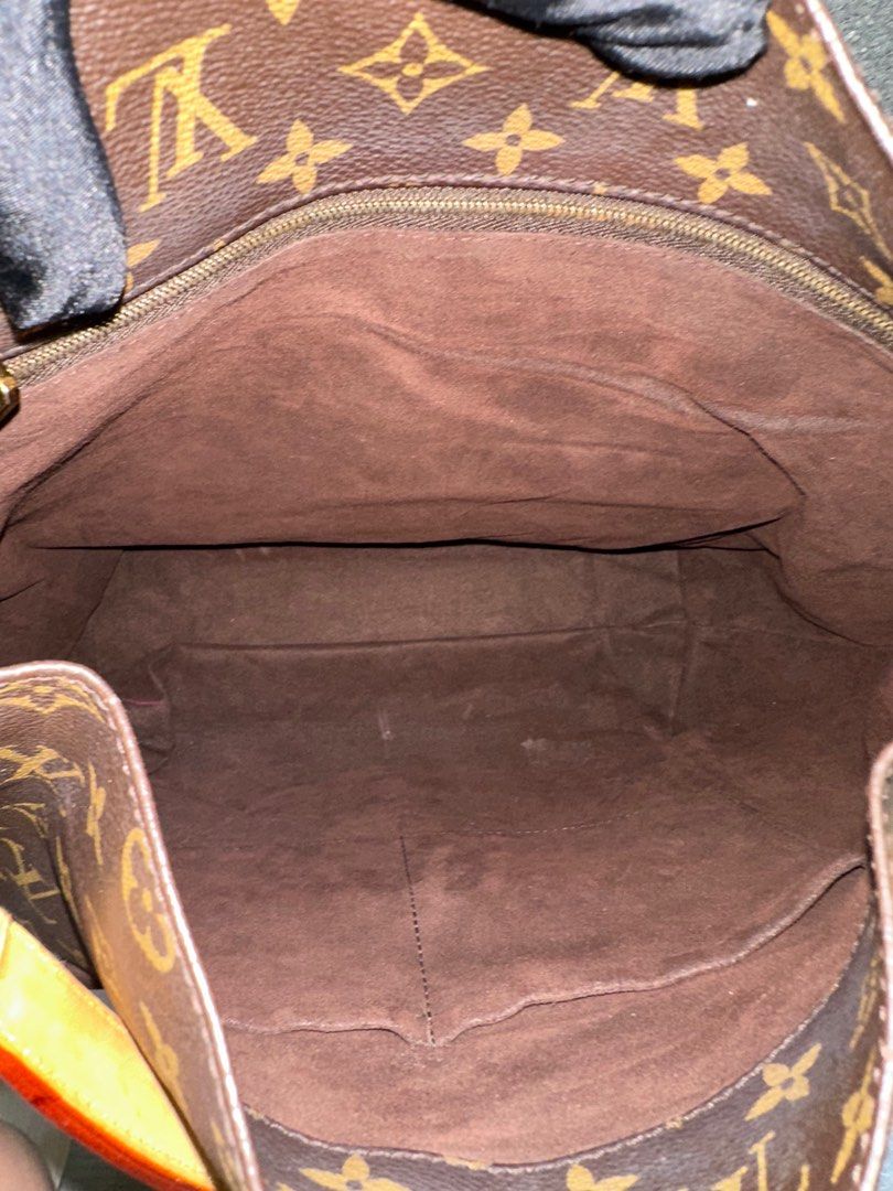 Louis vuitton Métis hobo monogram canvas, Luxury, Bags & Wallets on  Carousell