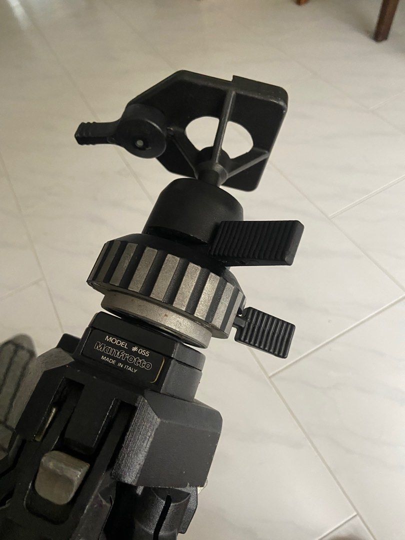 Manfrotto tripod 55 plus Manfrotto head 168, Photography, Photography