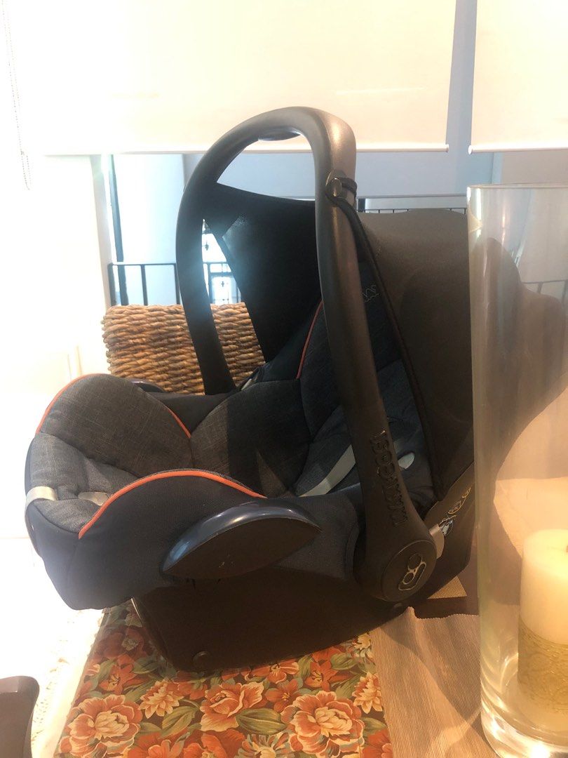 Maxi cosi baby Carseat carrier fit quinny stroller