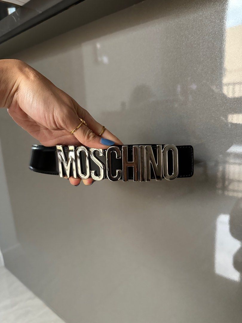 Moschino logo plaque belt shop