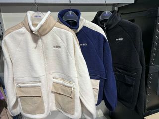 （分類：）位於 。 由 four29th 提交（商品編號 1265818459，圖片 1）。簡介： 。