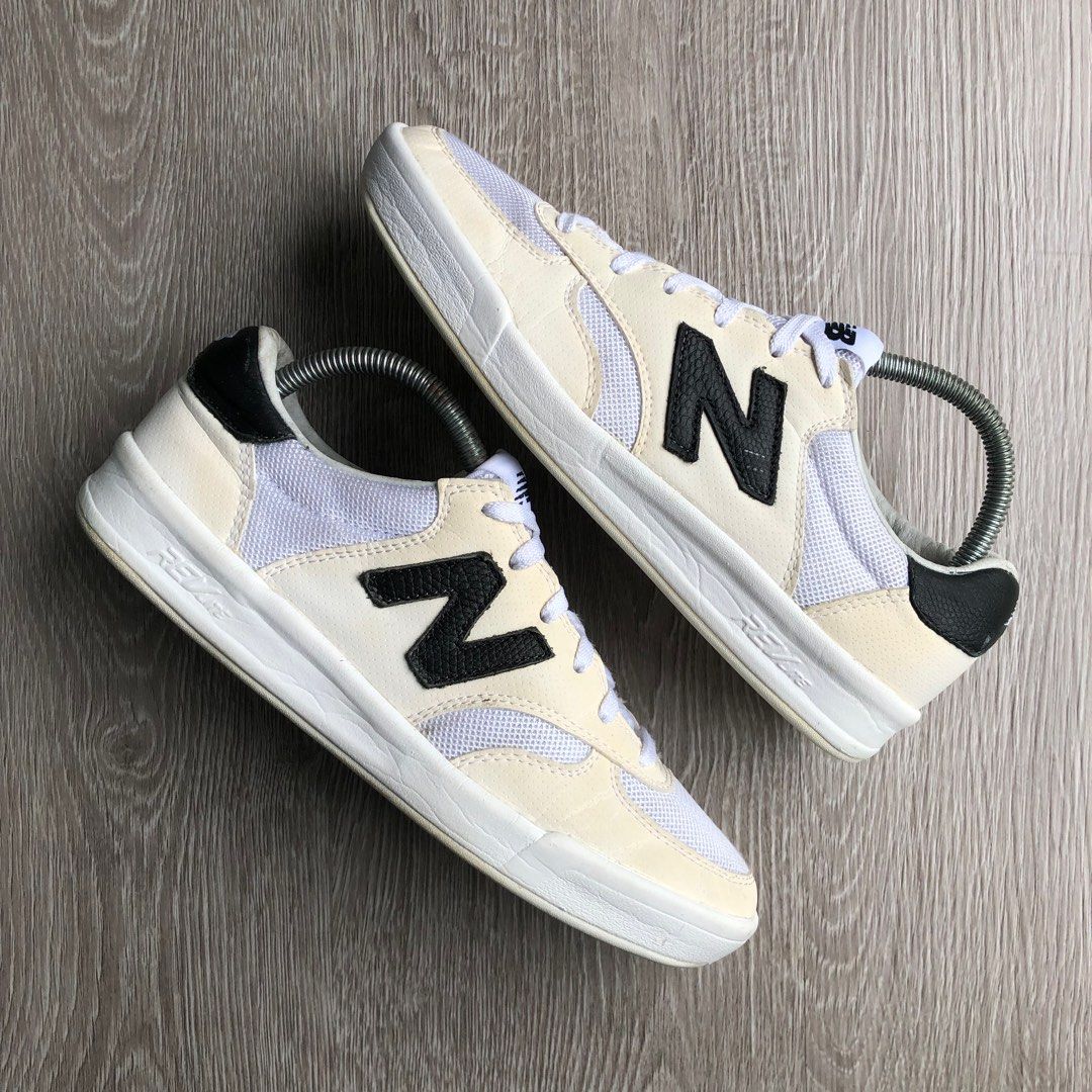 NEW BALANCE 300 7.5 UK Men s Fashion Footwear Sneakers on