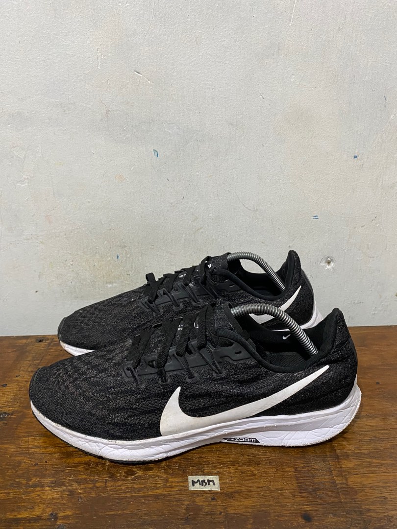 nike pegasus 36 size 5