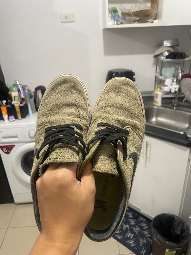 nike suede shoes mens