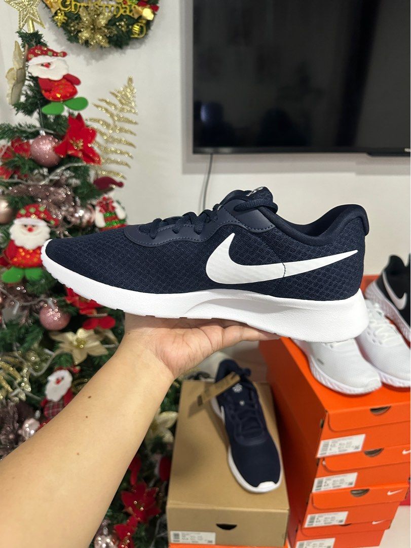 Nike tanjun obsidian online