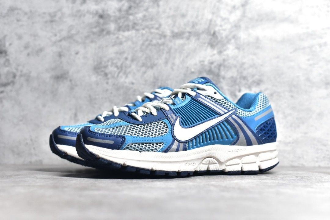 White and blue running sale shoes