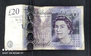 Old Non-Polymer GBP Sterling Pound (£20) Queen Elizabeth