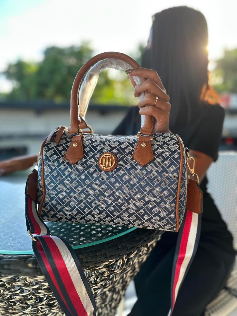 Original Tommy Hilfiger From Singapore, Women's Fashion, Bags & Wallets