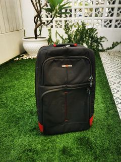 Pierre Cardin Medium Luggage Bag