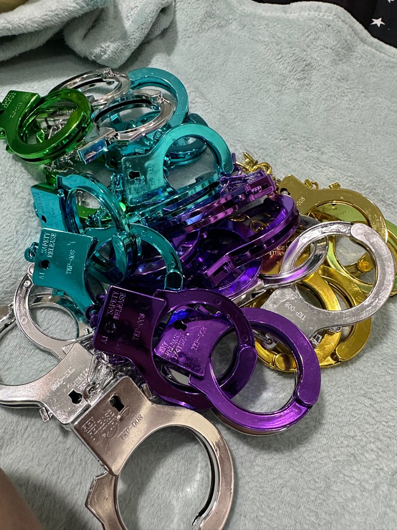 Plastic toy handcuffs, Hobbies & Toys, Toys & Games on Carousell