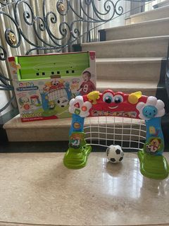 Preloved  mainan anak baby Clementoni my first soccer
