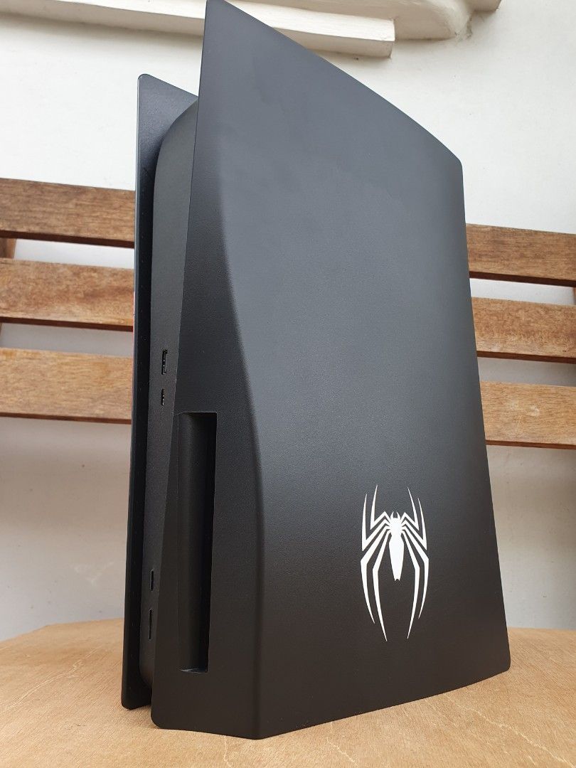 PS5 Faceplate Spiderman 2 (Category: PlayStation) located in Manila. Submitted by kiddgamer (Listing ID 1265850782, Image 2). Description: Hello good day! Spiderman Faceplates are now in stock. Can be ordered via Lalamove or Shopee ht tps://shp.ee/q39waub NOTE: This is a 3rd party brand.