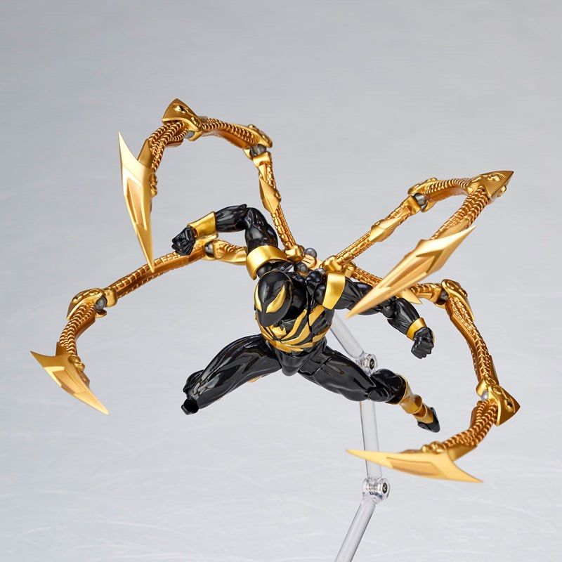 Revoltech Amazing Yamaguchi Iron Spider Black version, Hobbies