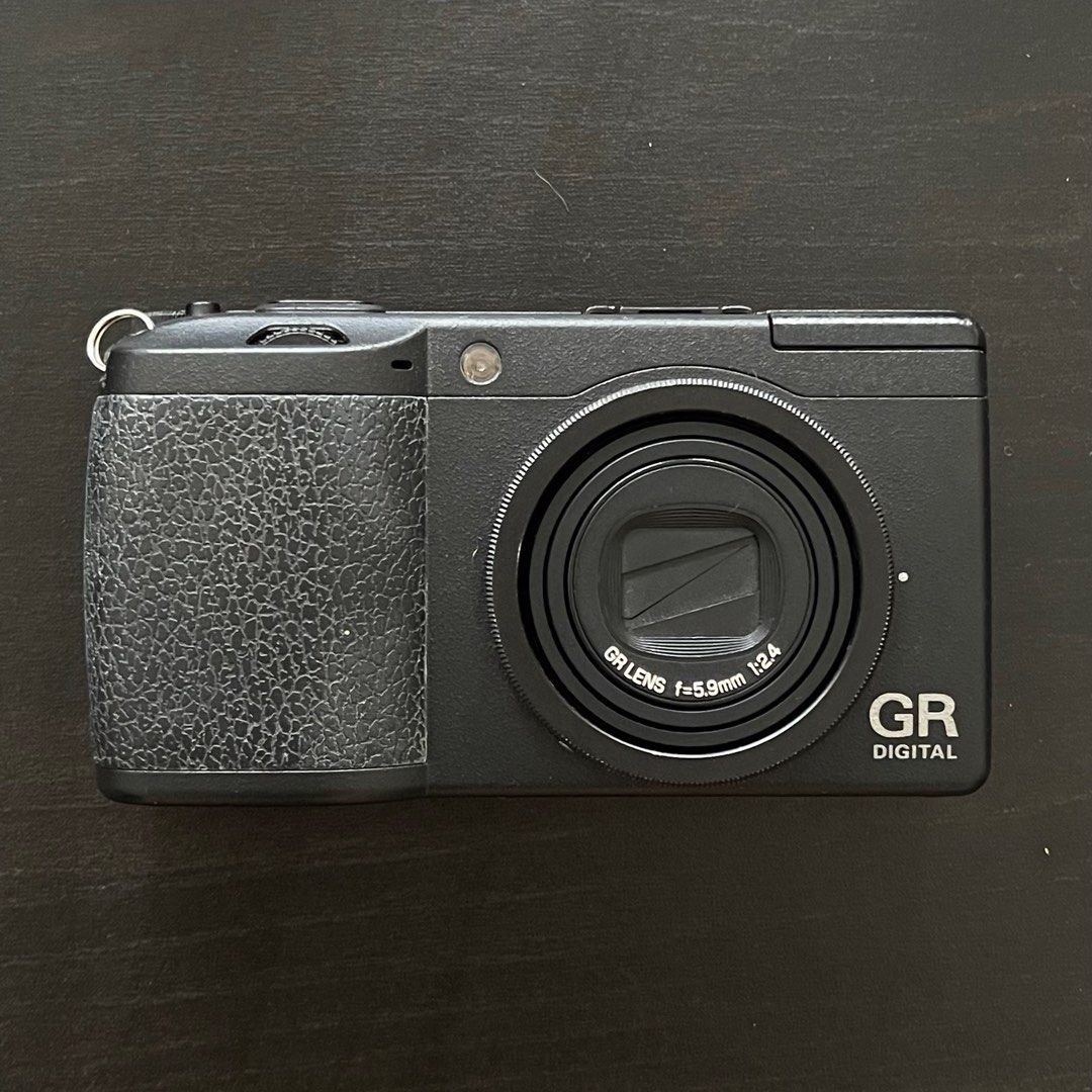 Ricoh GR Digital II, Photography, Cameras on Carousell