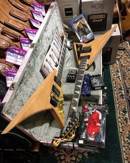 (Category: ) located in . Submitted by JamcrewMusicStudio (Listing ID 1265747614, Image 1). Description: .