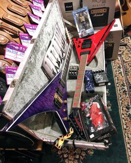 (Category: ) located in . Submitted by JamcrewMusicStudio (Listing ID 1265747758, Image 1). Description: .
