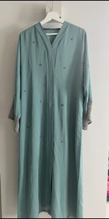(Category: ) located in . Submitted by abaya54 (Listing ID 1265762195, Image 1). Description: .