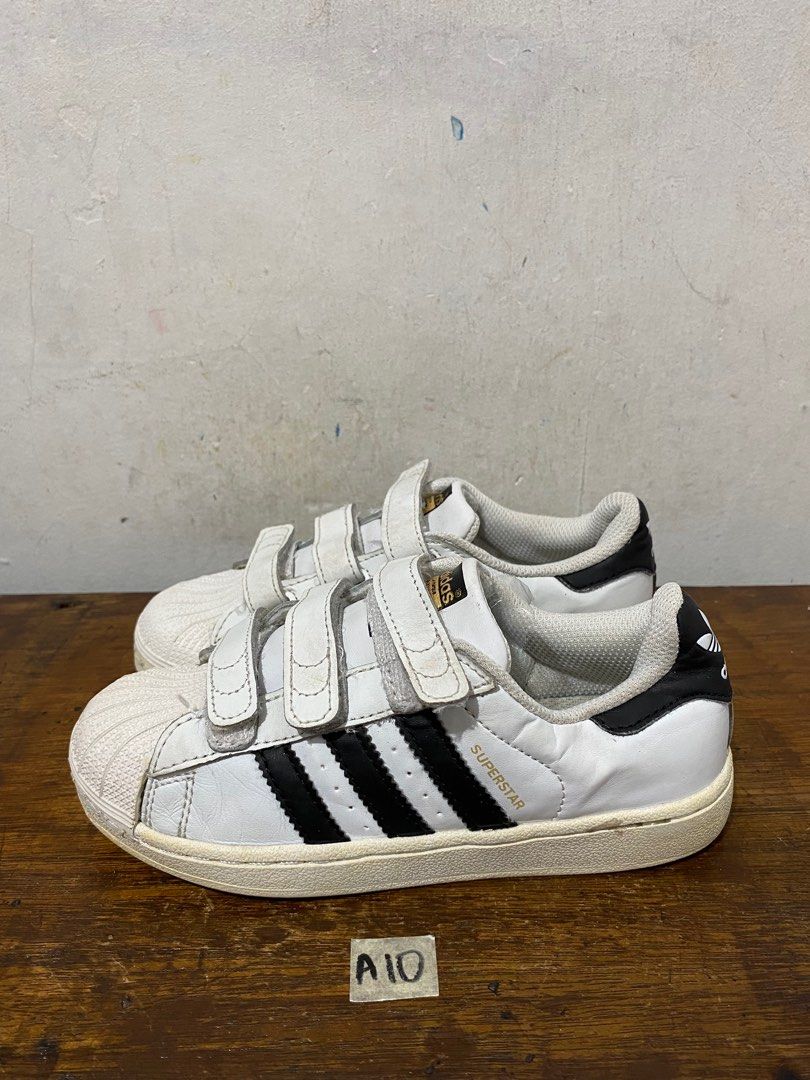 Superstar velcro store size 11