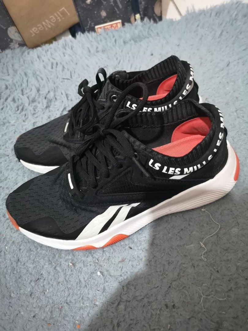 Sepatu reebok shop les mills