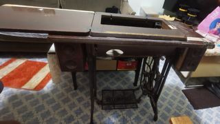 Singer Tradition 2282 Sewing Machine, Hobbies & Toys, Stationery & Craft,  Craft Supplies & Tools on Carousell