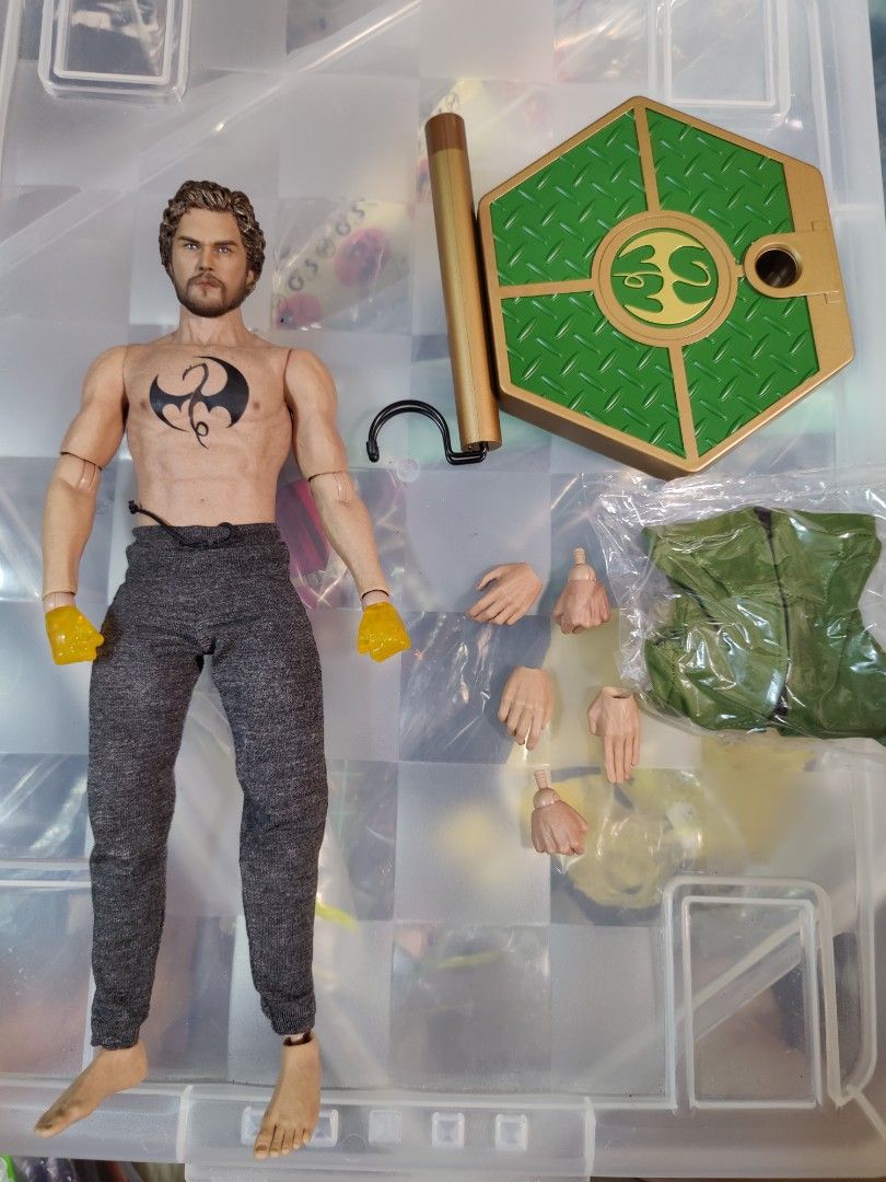 Iron fist discount hot toys