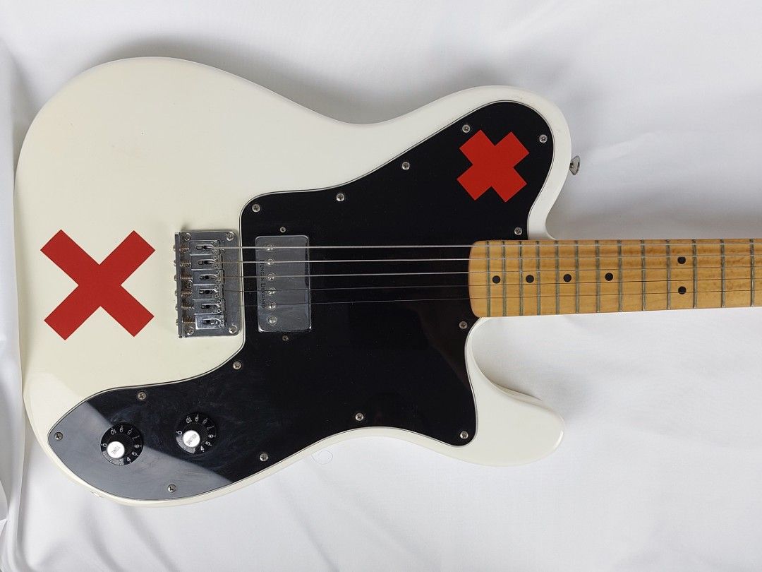 SQUIER DERYCK WHIBLEY SUM 41 TELECASTER DELUXE, Hobbies & Toys ...