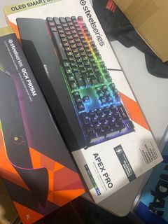 Steelseries apex pro and qck prism xl